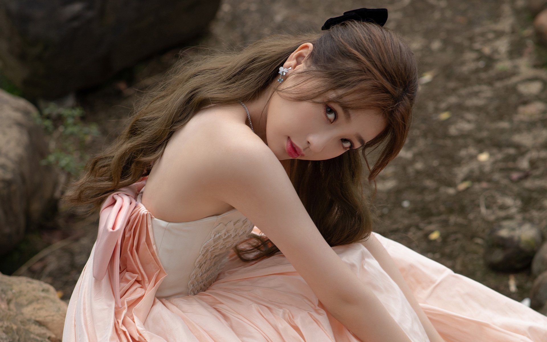 世界杯中国女足爆冷 战术执行引争议，中国足球女足世界杯