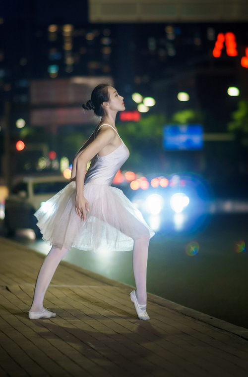 里奇·麦考:以无畏精神和卓越领导力书写全黑队传奇,里奇麦考橄榄球